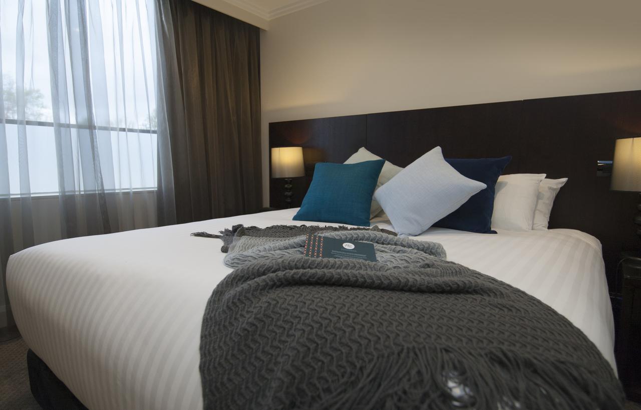 Hotel Rex Canberra