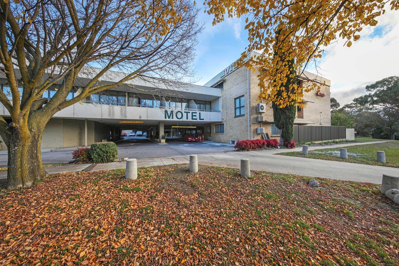 Hotel Belconnen Way & Serviced Canberra