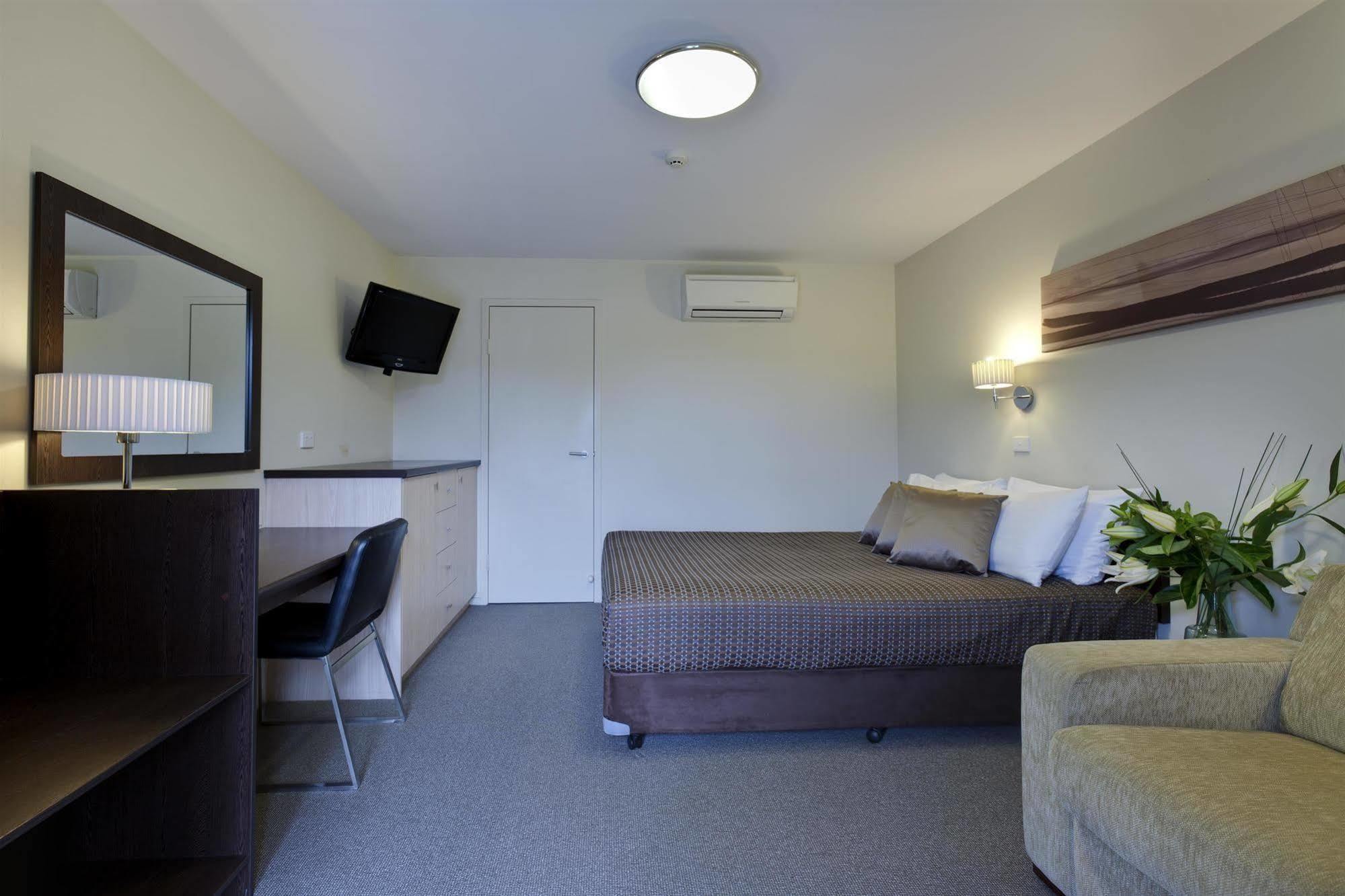 Tall Trees Ainslie Motel Hotel 4*