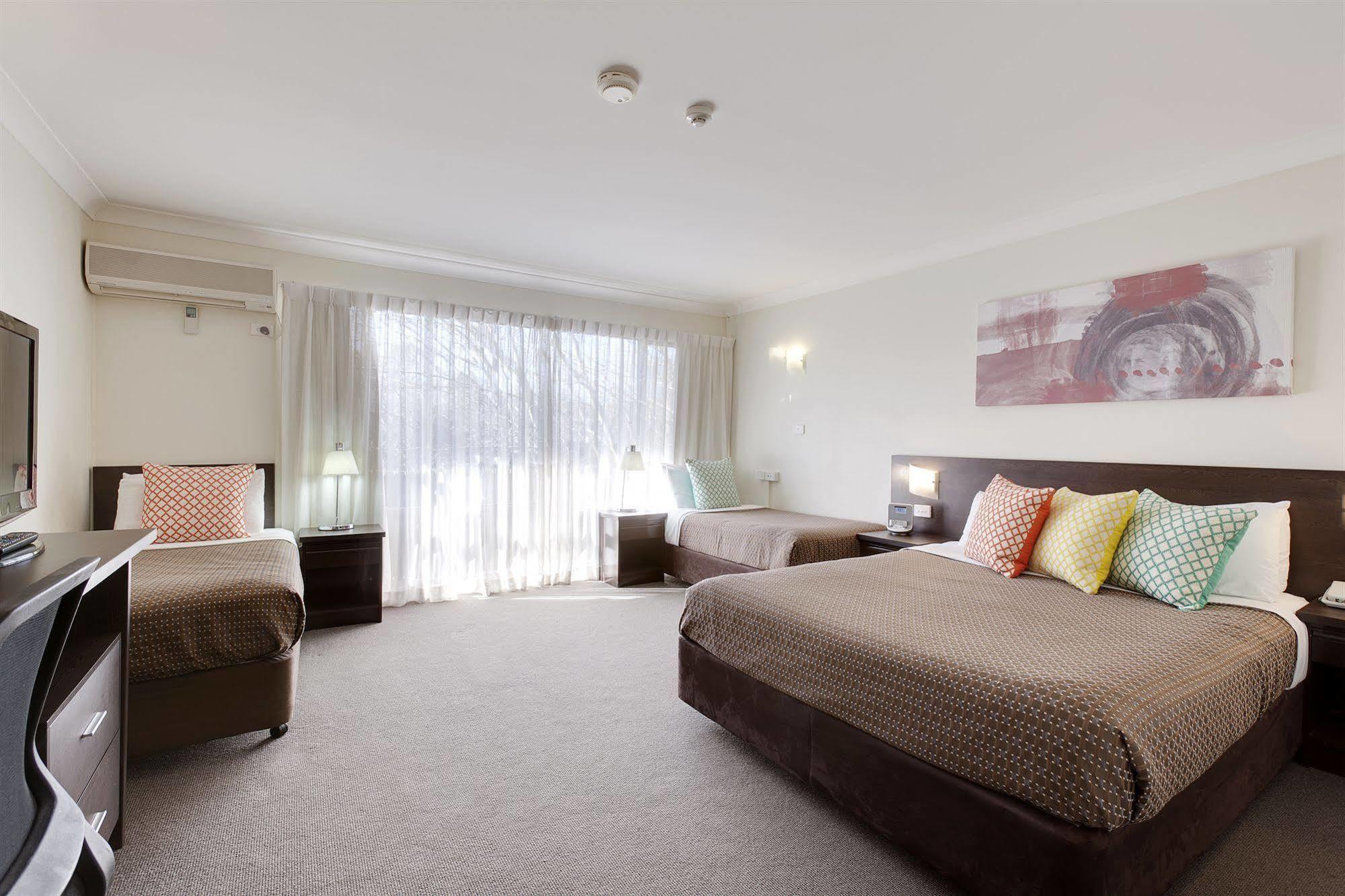 Tall Trees Ainslie Motel Hotel 4*
