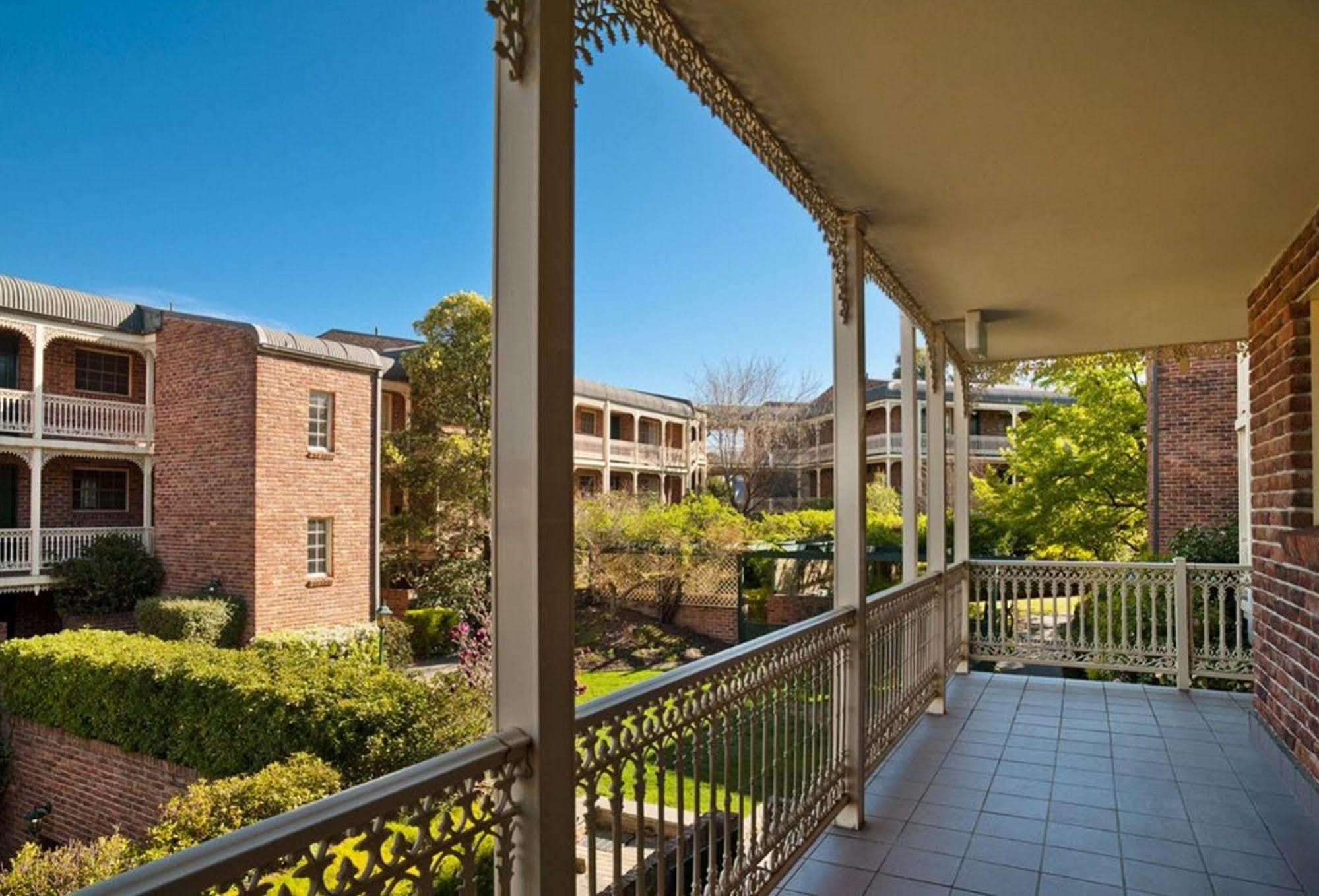 Aparthotel Adina Serviced Kingston Canberra