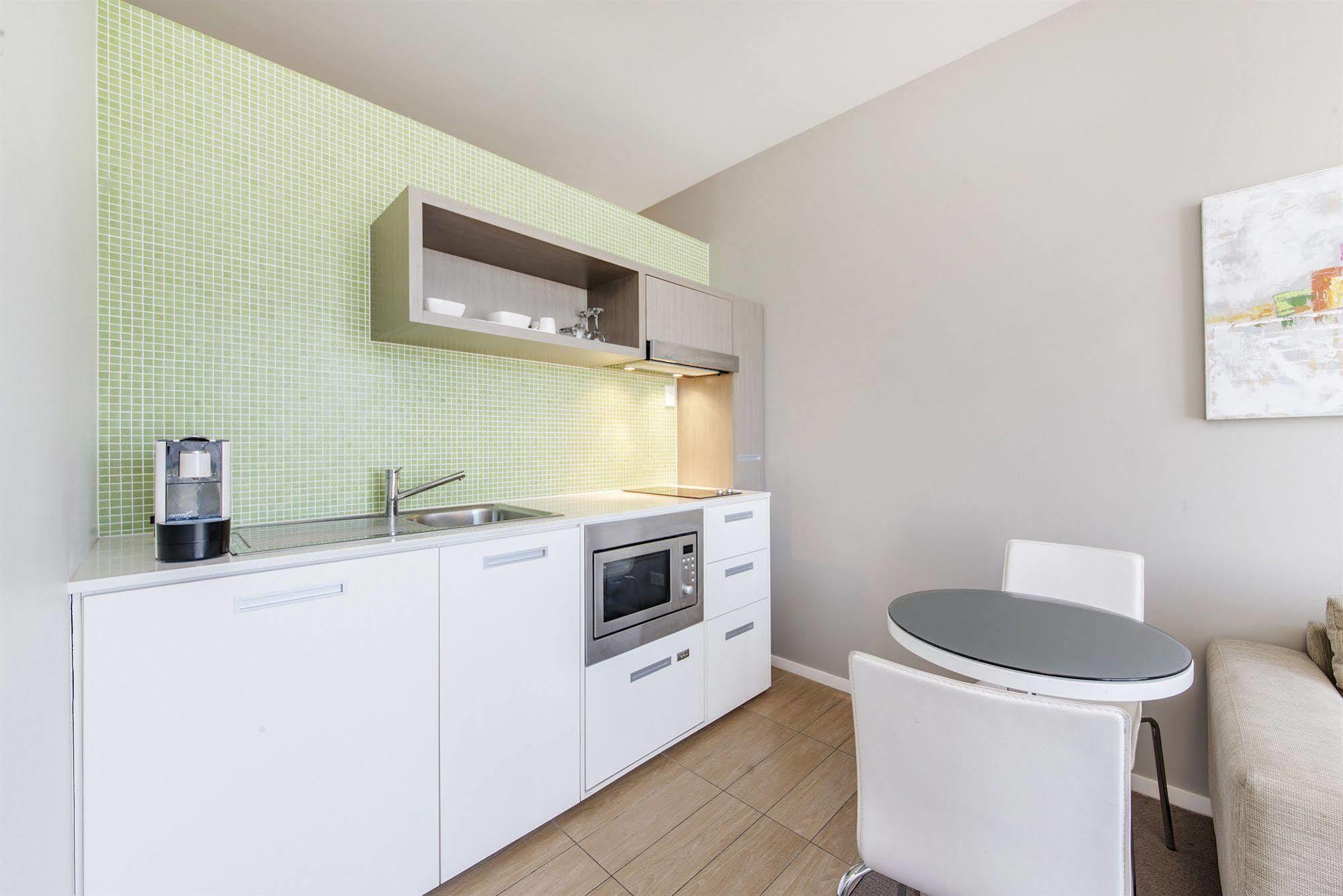 Abode Gungahlin 4* Canberra
