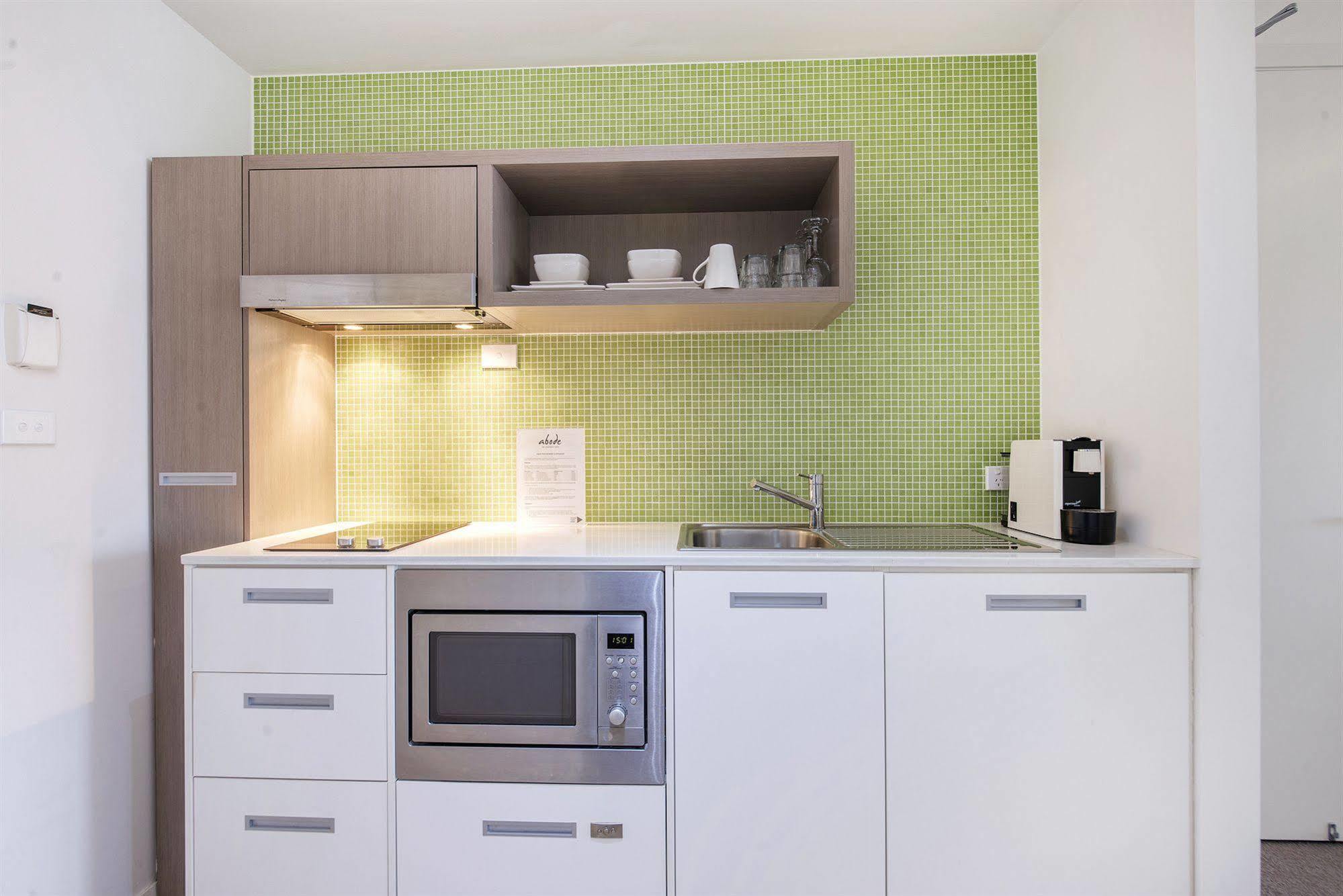 Abode Gungahlin Aparthotel 4*