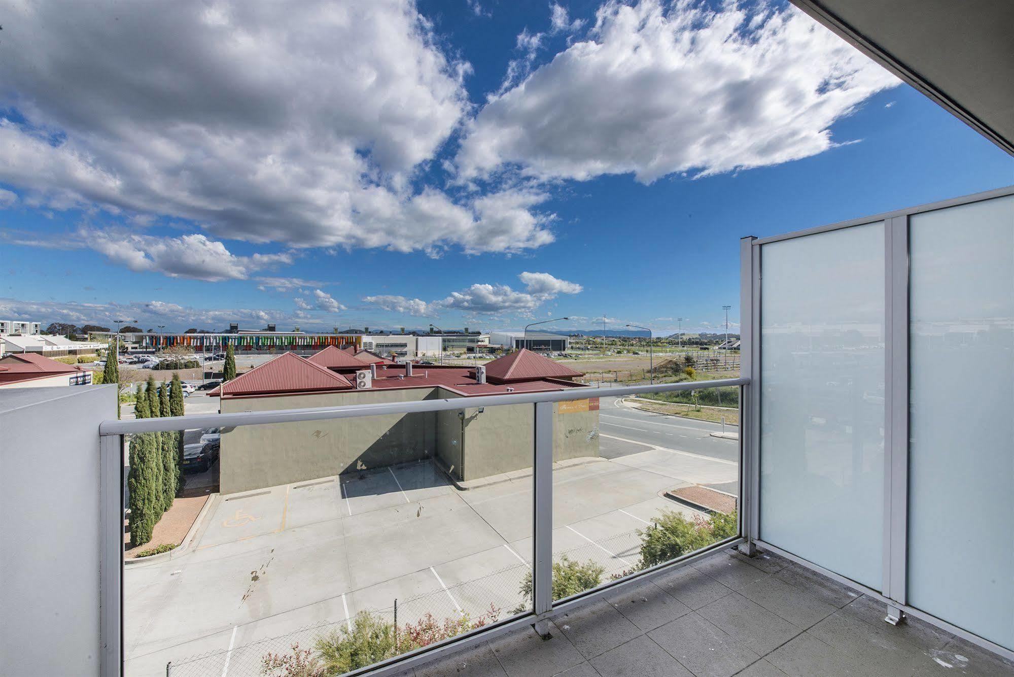 Aparthotel Abode Gungahlin 4*