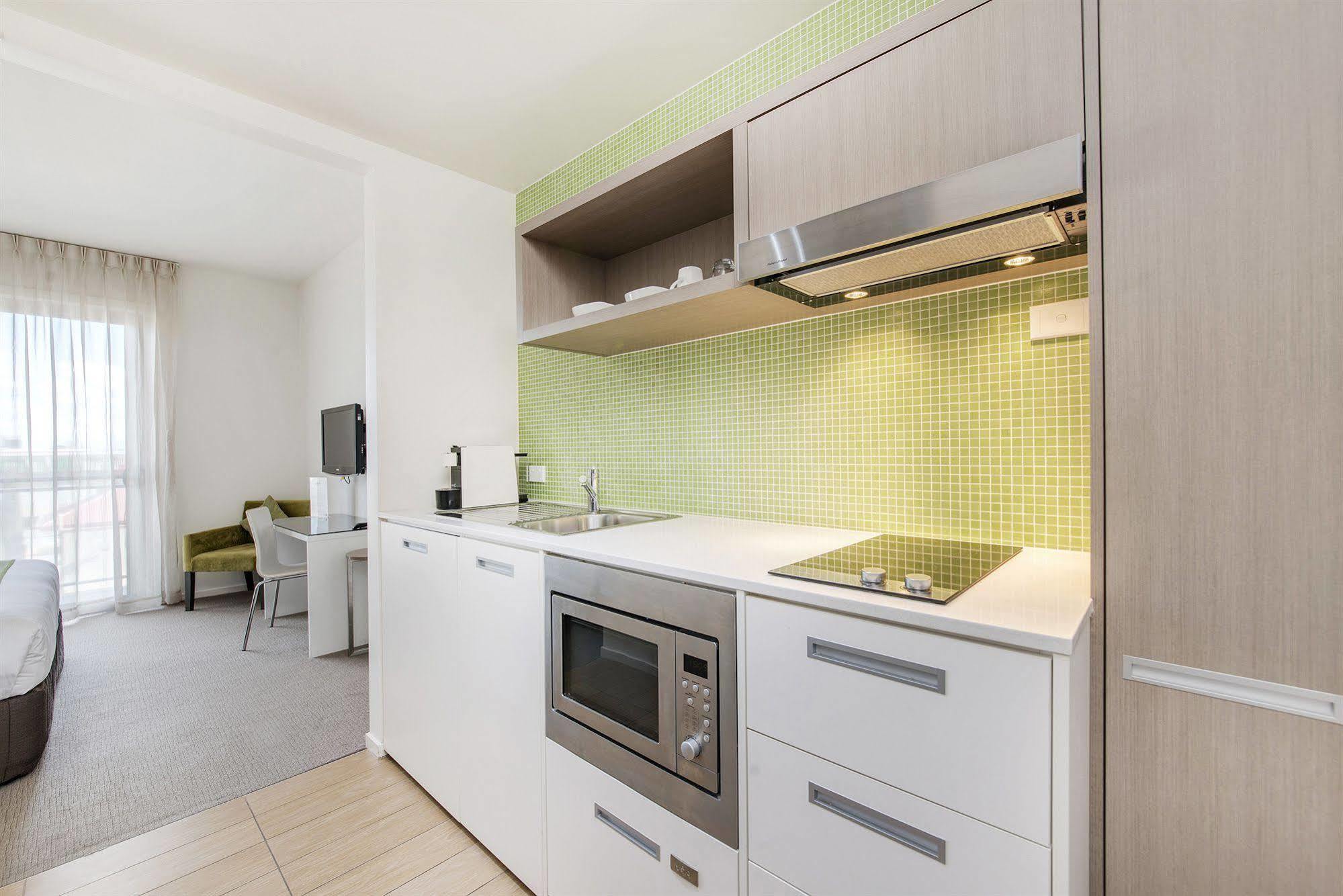 Abode Gungahlin 4* Canberra