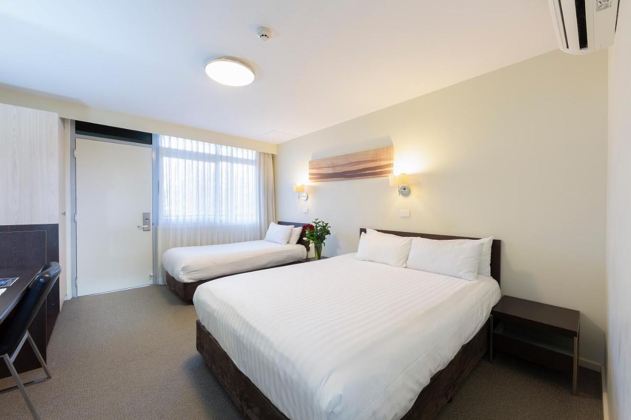 Tall Trees Ainslie Motel 4*